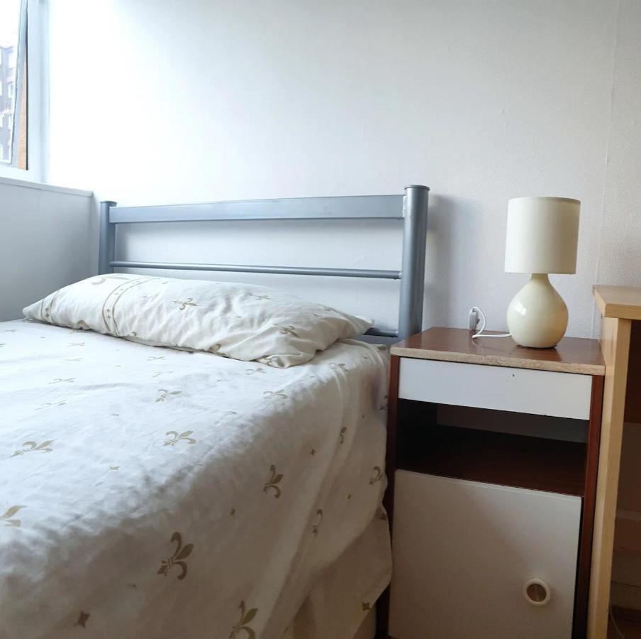 Elephant & Castle - Zone 2 - Private Rooms - Shared Bathroom London Exterior foto